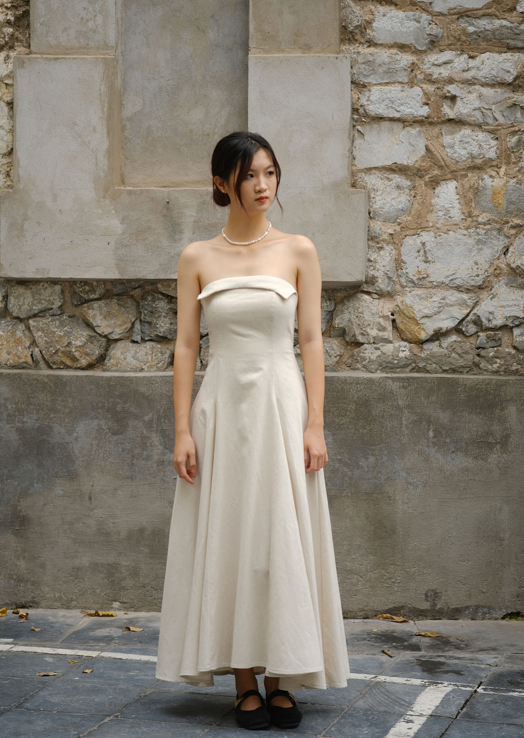 Alternative view of Lynn Midi Dress - Linen - Beige