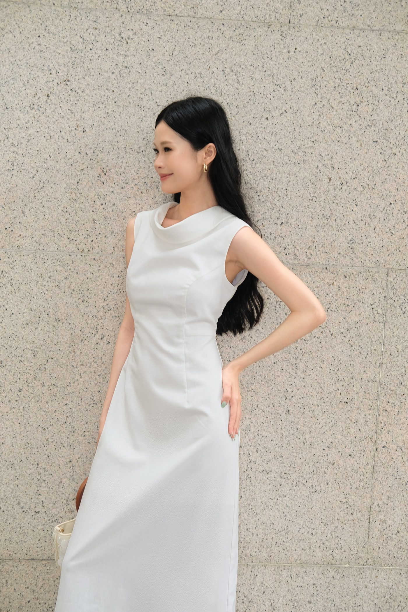 Alternative view of Aira Midi Dress - Linen - White