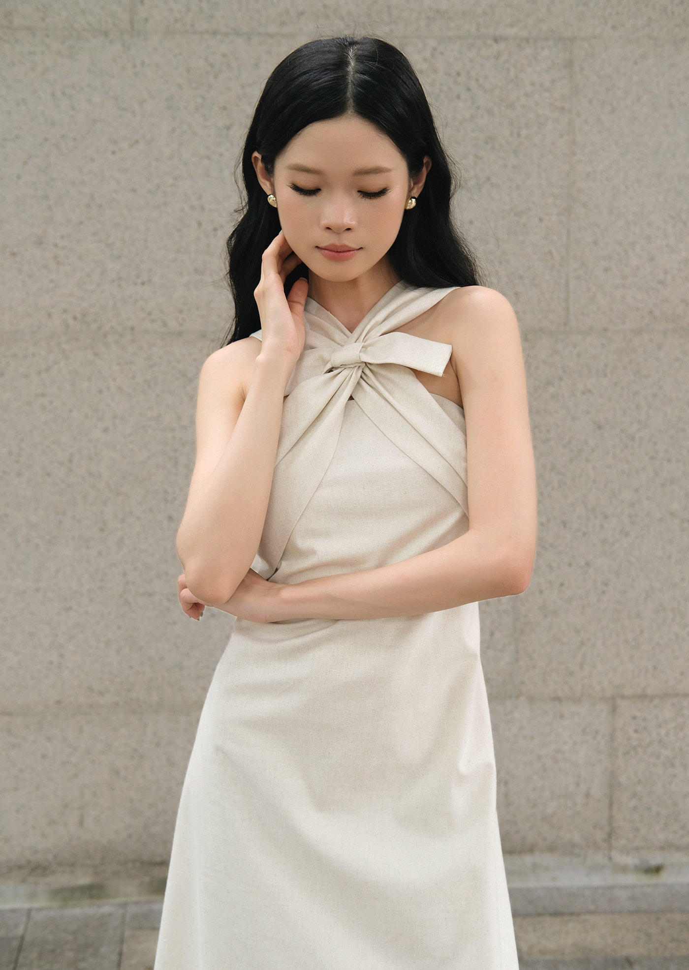 Alternative view of Mora Midi Dress - Linen - Beige