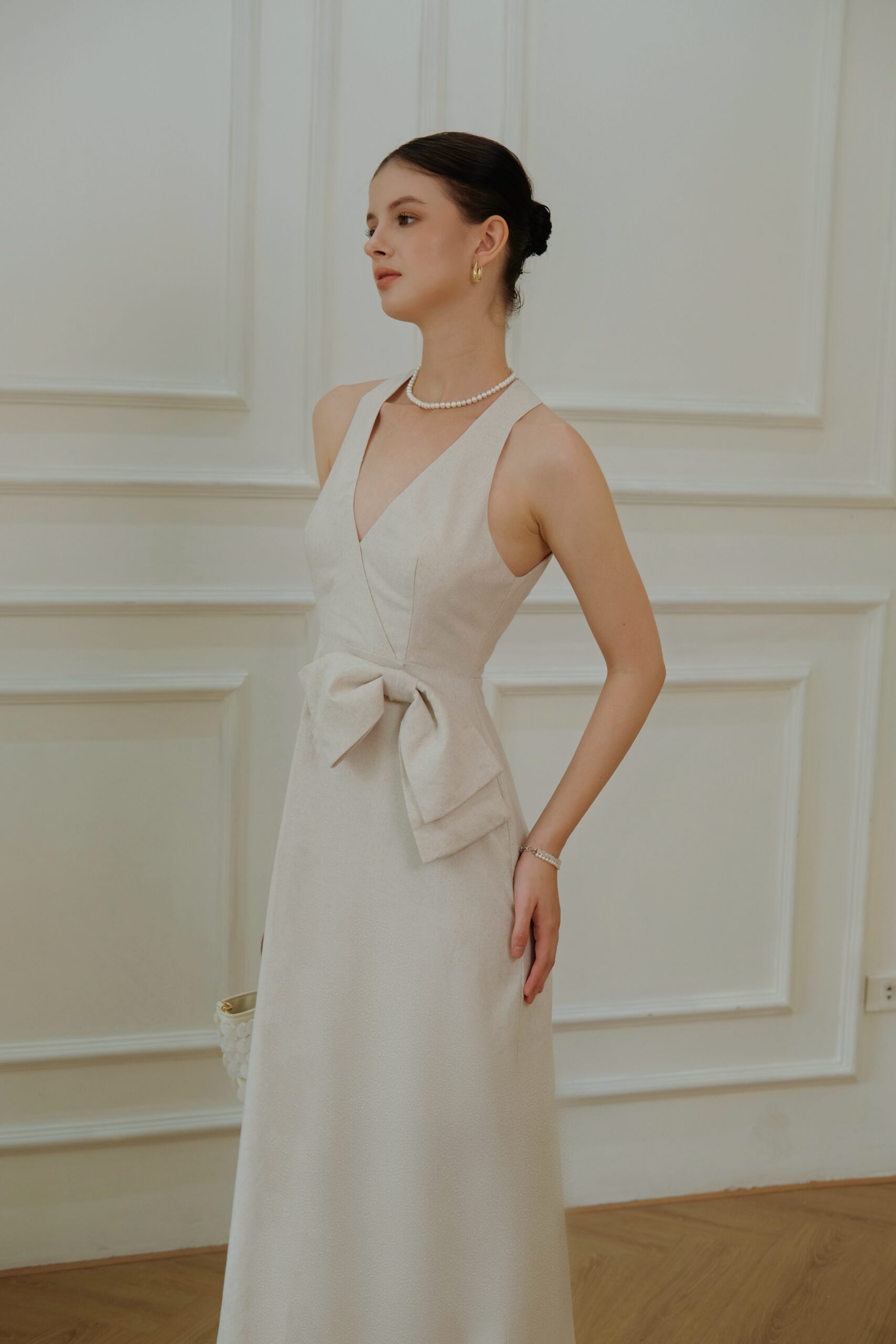 Alternative view of Elva Midi Dress - Linen - Beige