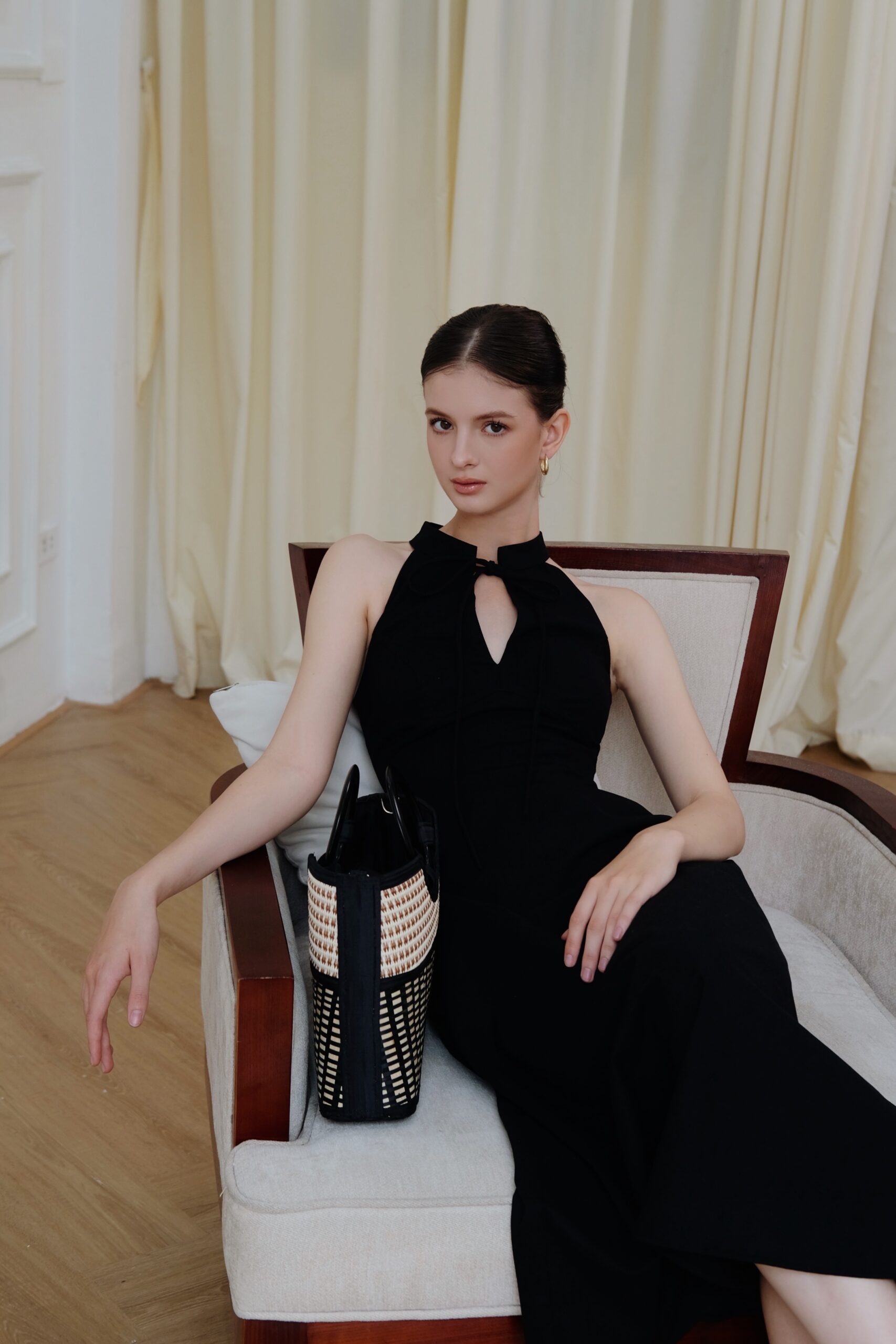 Alternative view of Sera Midi Dress - Linen - Black